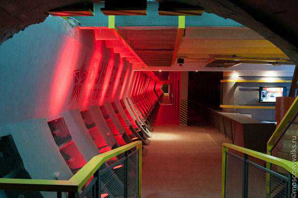 Bunker anti-nuclear vira casa de festas na Russia 70be8d132489b060c73ab8bfe1eaf39a