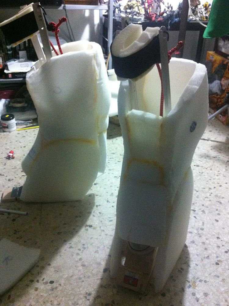 Como virar o Godzilla Detalhe da cabeça e dentes do Godzilla