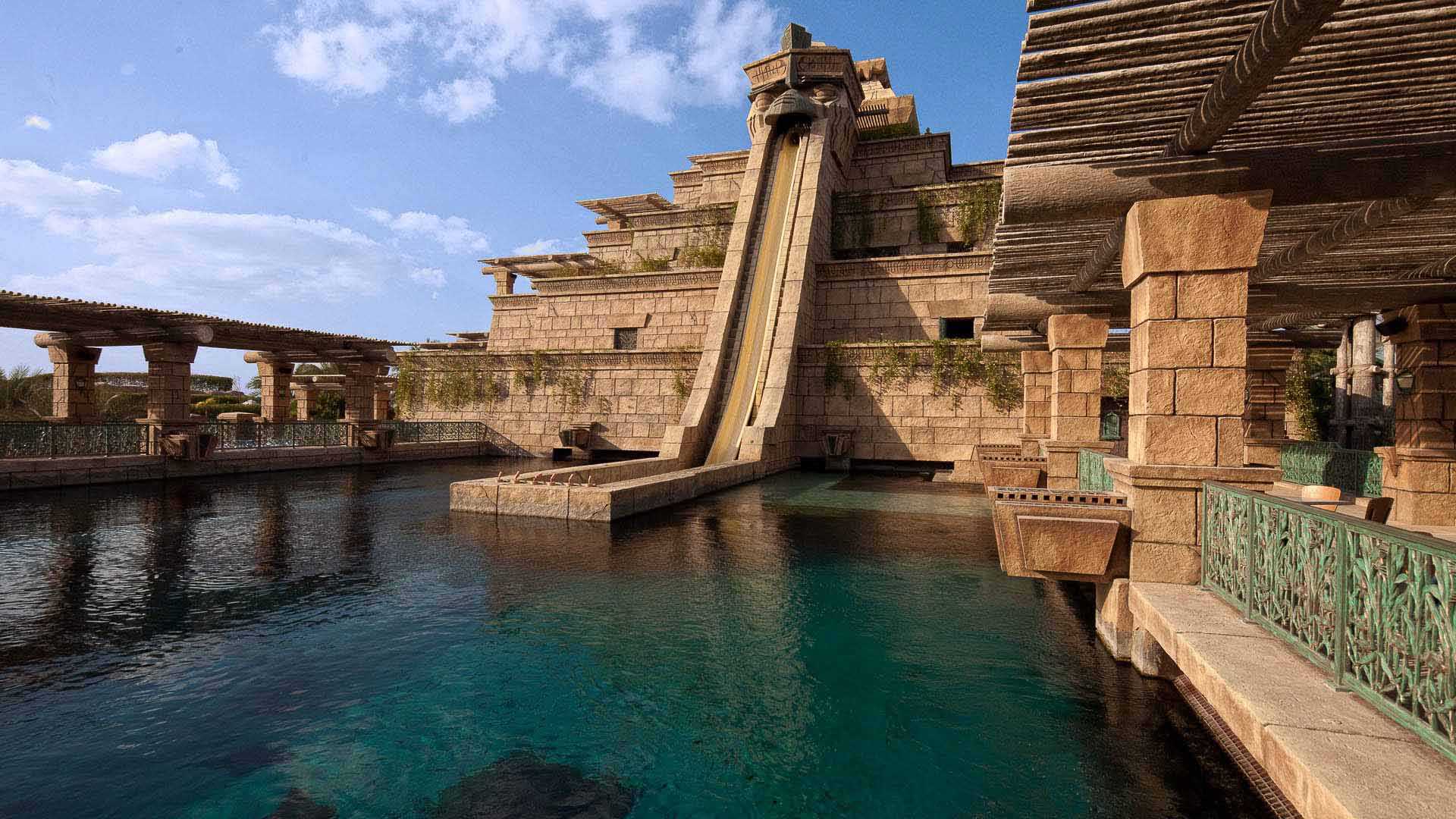 Olha que maneiraço: Um hotel submarino em Dubai Atlantis at the Palm