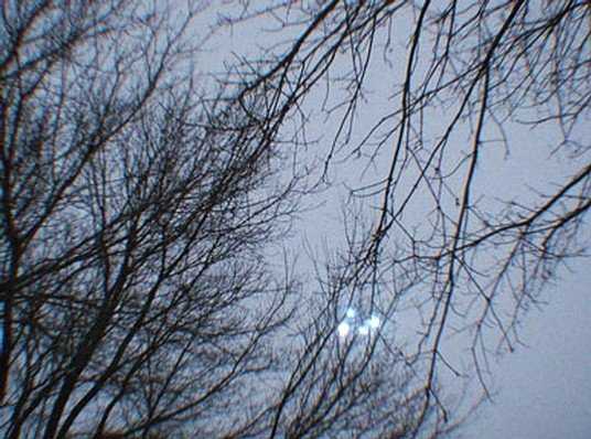 A melhor filmagem de ufo de 2015 é boa mesmo, mas... tumblr_nqetlbZWEu1teqkjfo2_540 (1)