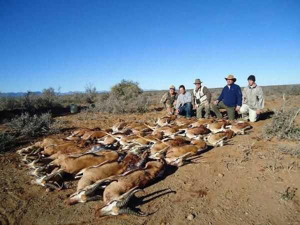 Caçador: O pior do lixo humano 9e54d0cb79d7e4d1adc0979e115de383