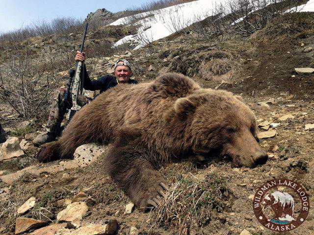 Caçador: O pior do lixo humano Alaskan-Hunting-140019819111570