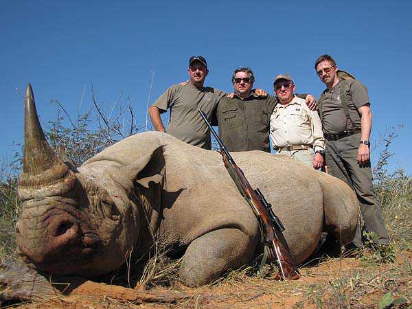 Caçador: O pior do lixo humano russian-trophy-hunter