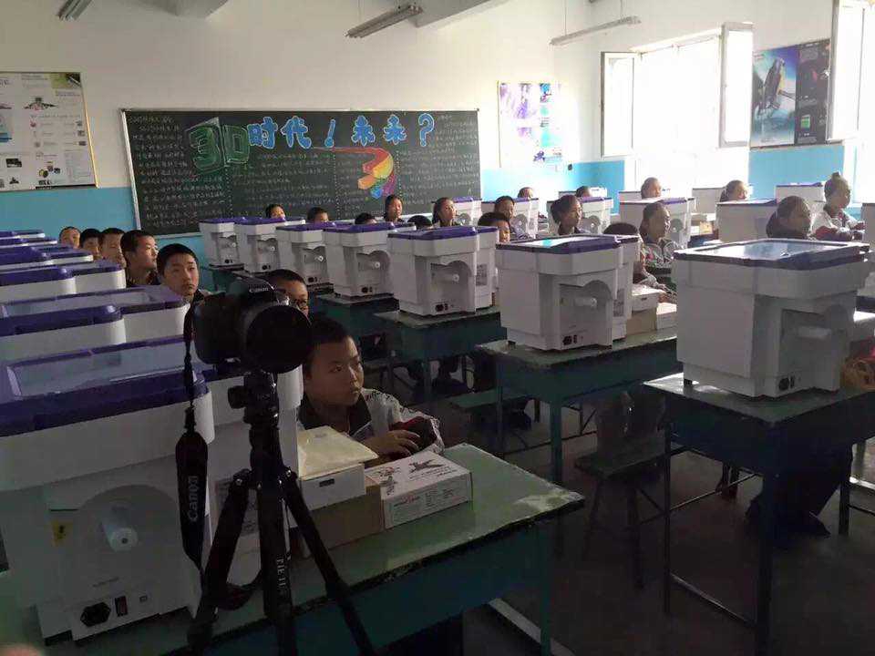 O problema do Brasil não é a Educação 10628414_10205973893324513_1728634146642740701_n