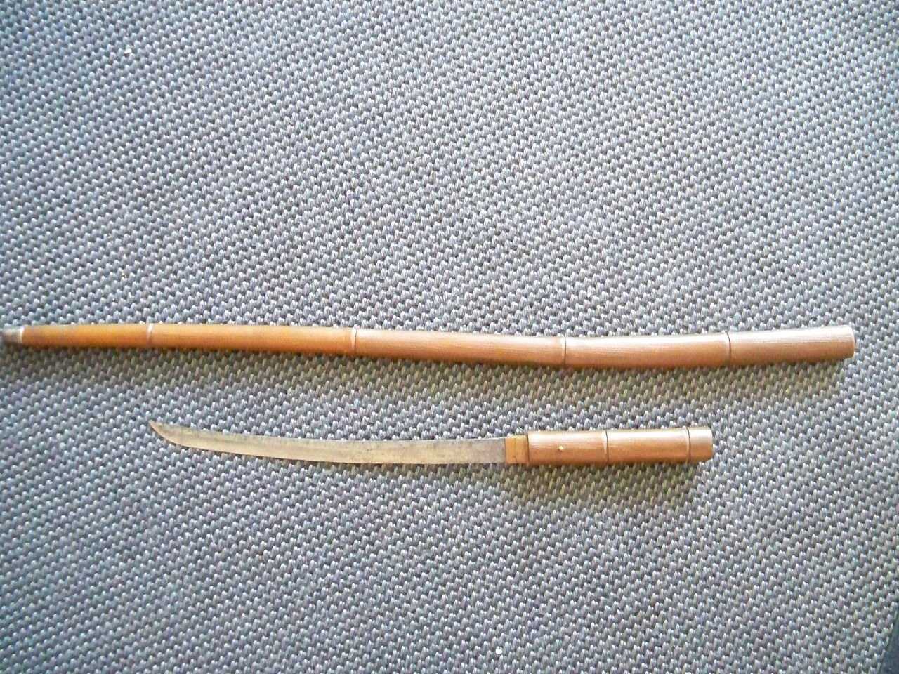 Descubra as dez armas mais legais dos Ninjas 1280px-Shikomizue