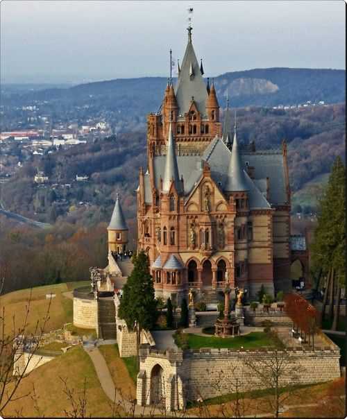 Foto Gump do dia: Castelo Dragon Dragon Castle, Schloss Drachenburg, Germany