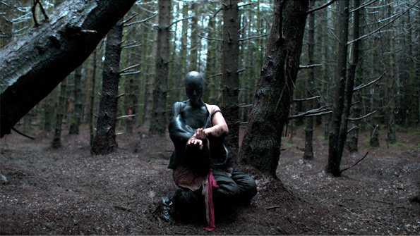 Cinema, efeito globular e Scarlet Johansson peladinha under_the_skin_grab03