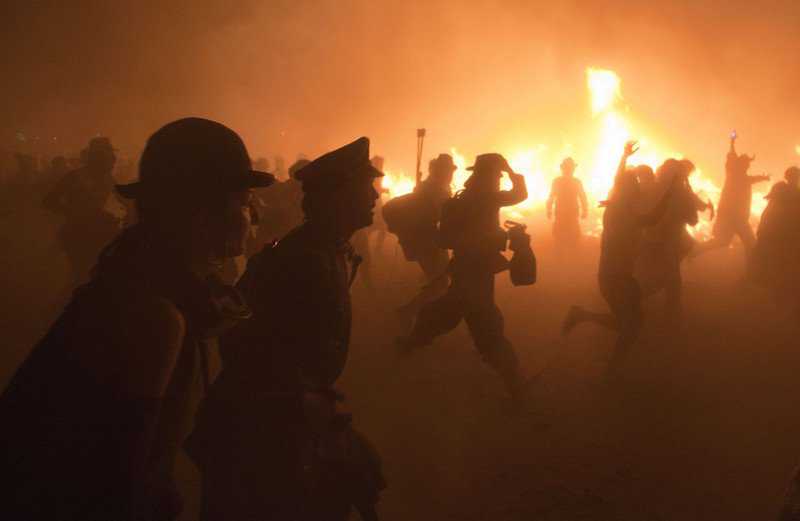 O incrível festival Burning Man 332a102b22f005971403655183e2e849