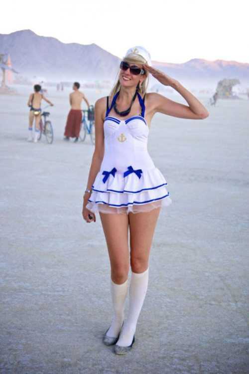 O incrível festival Burning Man girls-burning-man-26