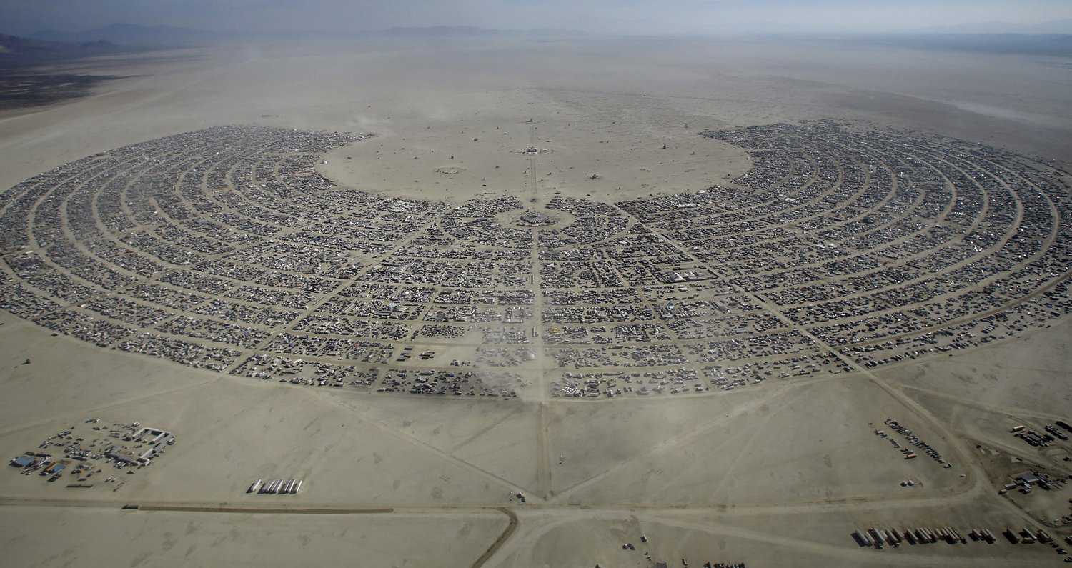 O incrível festival Burning Man main_1500 (1)