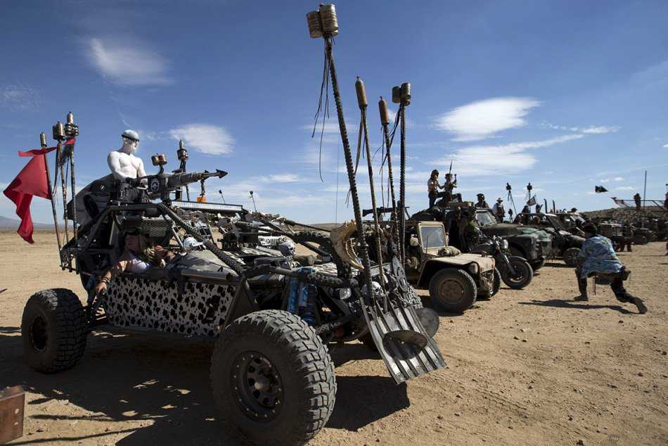 Wasteland Festival - o VERDADEIRO evento Mad Max USA-ODDLY/
