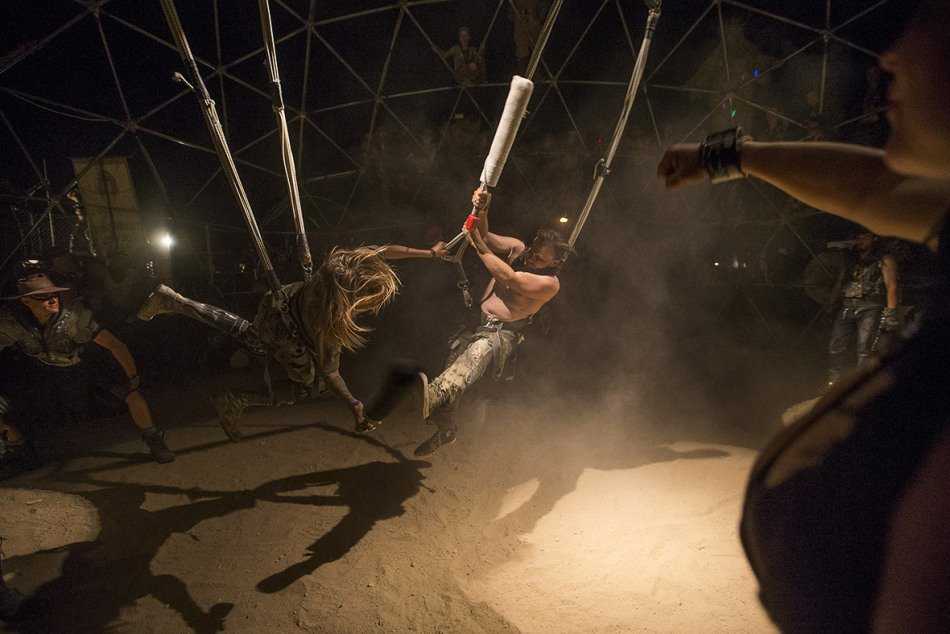 Wasteland Festival - o VERDADEIRO evento Mad Max USA-ODDLY/