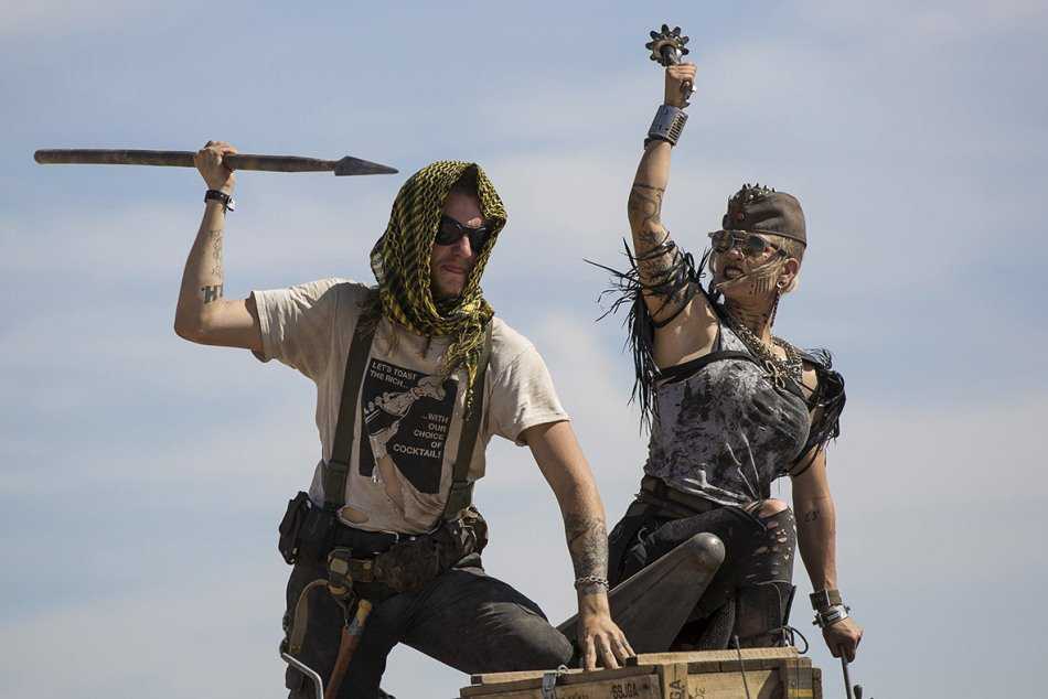 Wasteland Festival - o VERDADEIRO evento Mad Max USA-ODDLY/