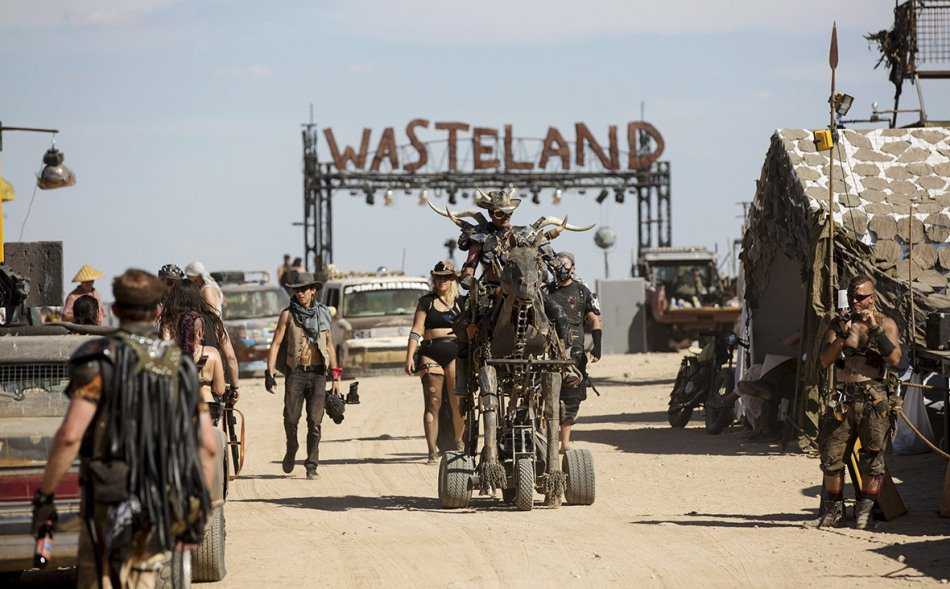 Wasteland Festival - o VERDADEIRO evento Mad Max USA-ODDLY/