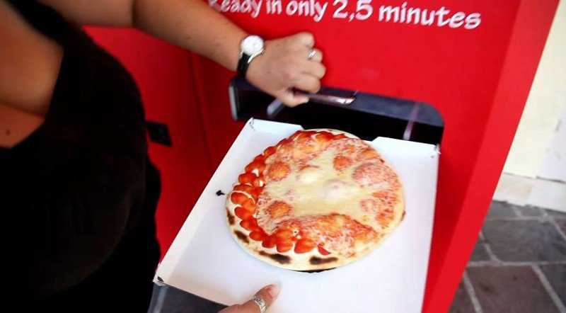 A incrível maquina de fazer pizza 0_17de66_fa2b5195_orig