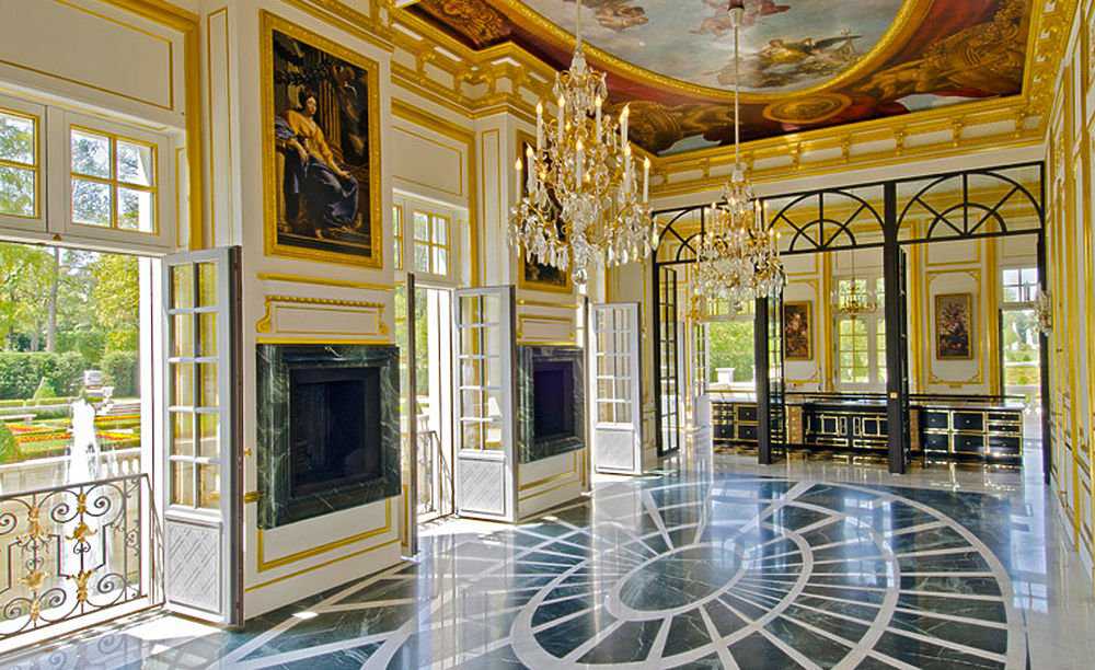 O incrível castelo de 300 milhões de dólares 0_1814b0_1c25bed5_orig