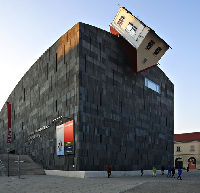 Casas de cabeça para baixo upside-down-house