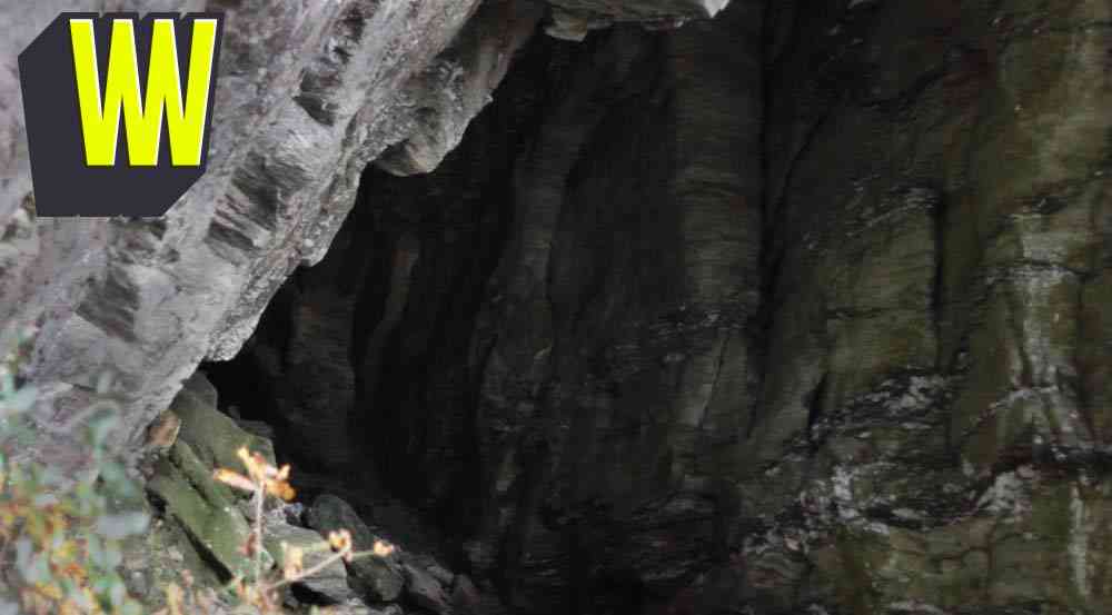 O mistério dos goblins do Kentucky entrance-to-the-brown-mountain-alien-cave-base