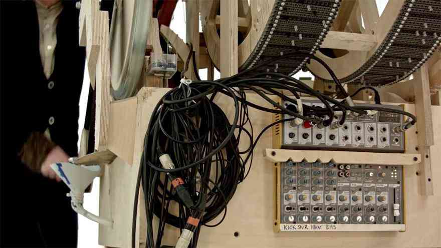 Instrumento muito louco 2000-marble-music-machine-wintergatan-instrument-martin-molin-27