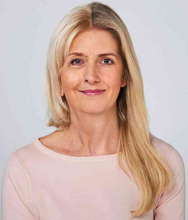 A mulher que parece irmã gêmea da própria mãe c8040a78d55af41e2de824da498653b3
