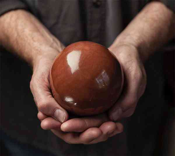 Hikaru Dorodango: A arte de fazer uma esfera Hikaru-Dorodango-600x537