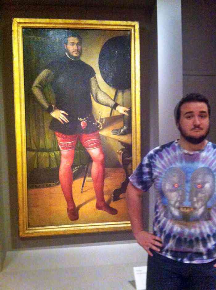 Aí você chega no museu e... 10 vezes que pessoas acidentalmente encontraram seus doppelgangers em um museu img 3 | Bizarro | bizarro, museu, sósia
