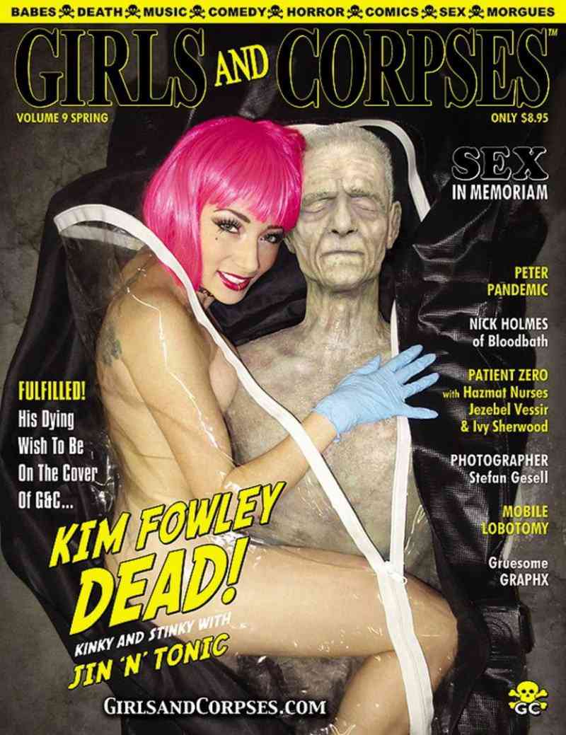 Nicho é tudo: Revista de fotos eróticas com zumbis faz sucesso 0 1e8d94 1bb9f9f0 orig | Bizarro | bizarro, curiosidades, maluco, mortos, mulher pelada, revista, sexo, zumbis