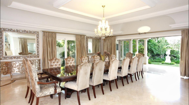 A casa do Mugabe 620x349 18 | Bizarro | África, bizarro, curioso, incrível, rico, vergonha, zimbabwe