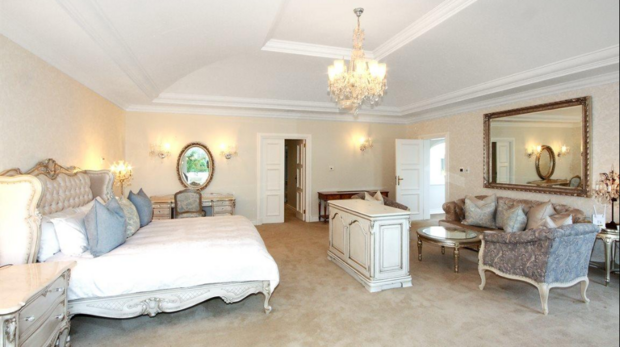 A casa do Mugabe 620x349 9 | Bizarro | África, bizarro, curioso, incrível, rico, vergonha, zimbabwe