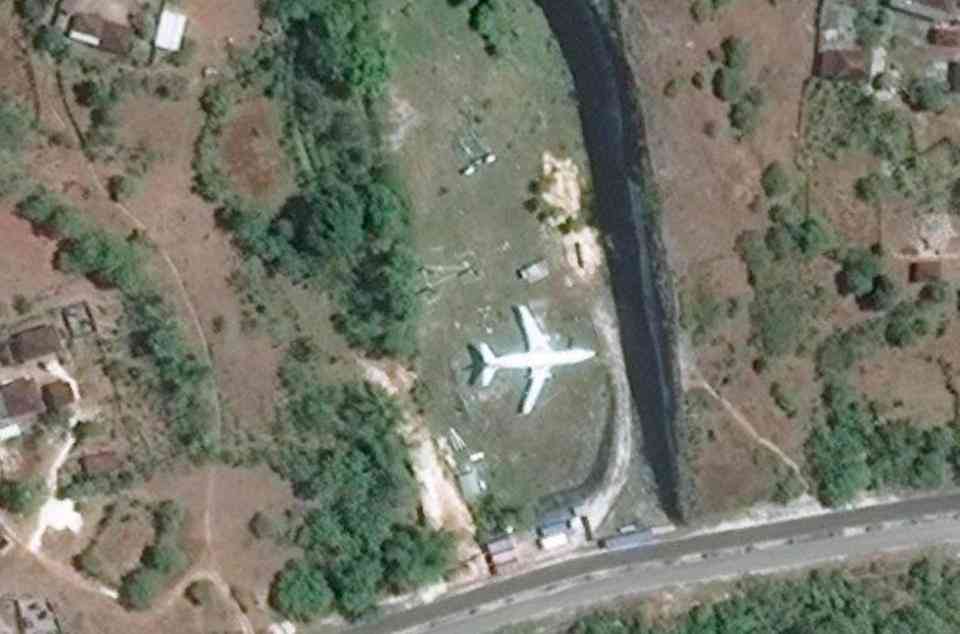 O mistério do avião "aparecido" 0 1f9c66 66f3f49b orig | Curiosidades | avião misterio, bali, bizarro, Indonésia