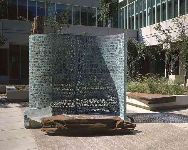 Kryptos, a escultura misteriosa Kryptos sculptor | Bizarro | cia, escultura, mistério