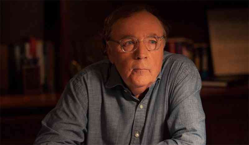 Os escritores mais bem pagos da paróquia f5883a97a997 | Curiosidades | curiosidades, dinheiro, literaturam, rico