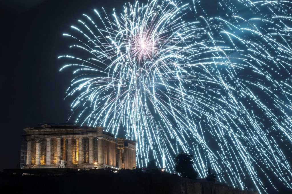 Ano novo pelo mundo 13c7c623aaaf | Textos | ano novo, copa cabana, icaraí, mundo gump, reveillon, Textos