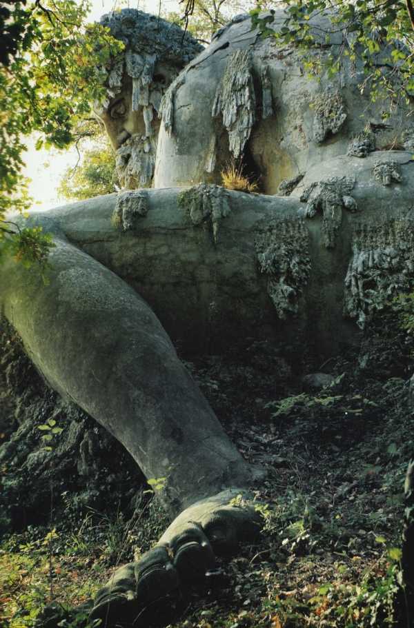 O colosso Apenino b9d0851ef0d3a71eba3664f767b118f8 | Curiosidades | escultura, estátua, gigante, italia
