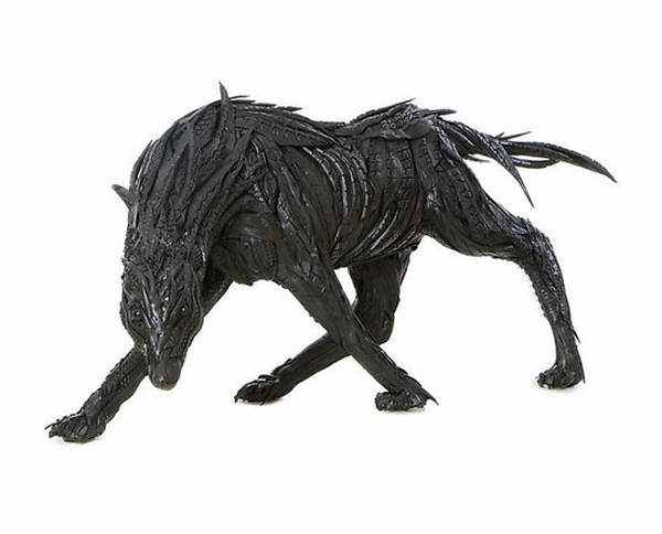 Incríveis esculturas de pneu 174014151376,xcitefun rubbery mutant 8 | Arte | Arte, design, escultura, pneu, poluição