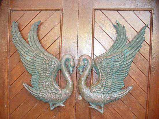 Fechaduras e maçanetas incríveis 370779door handle designs 08 | Curiosidades | chave, design, estranho, fechadura, maçaneta