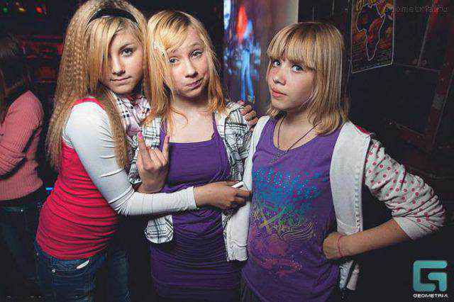 Nightclub de criança faz sucesso na Russia 892960actual russian night club for kids 640 04 | Curiosidades | bizarrice, bizarro, incrível, russia
